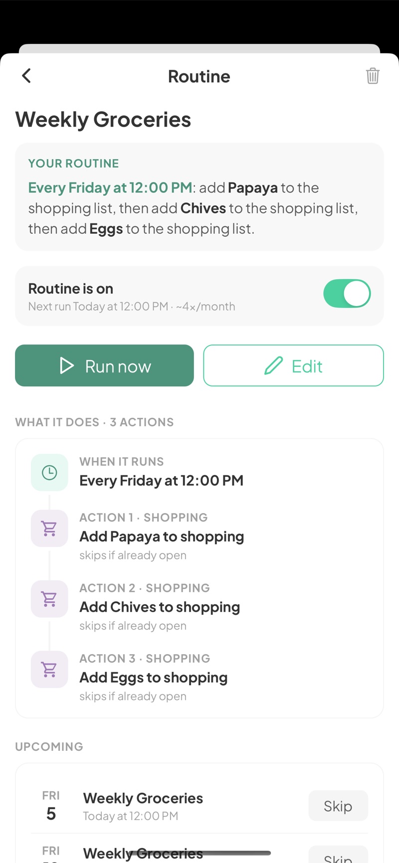 À l'intérieur d'une routine — chaque vendredi, elle ajoute les courses à la liste, en trois étapes